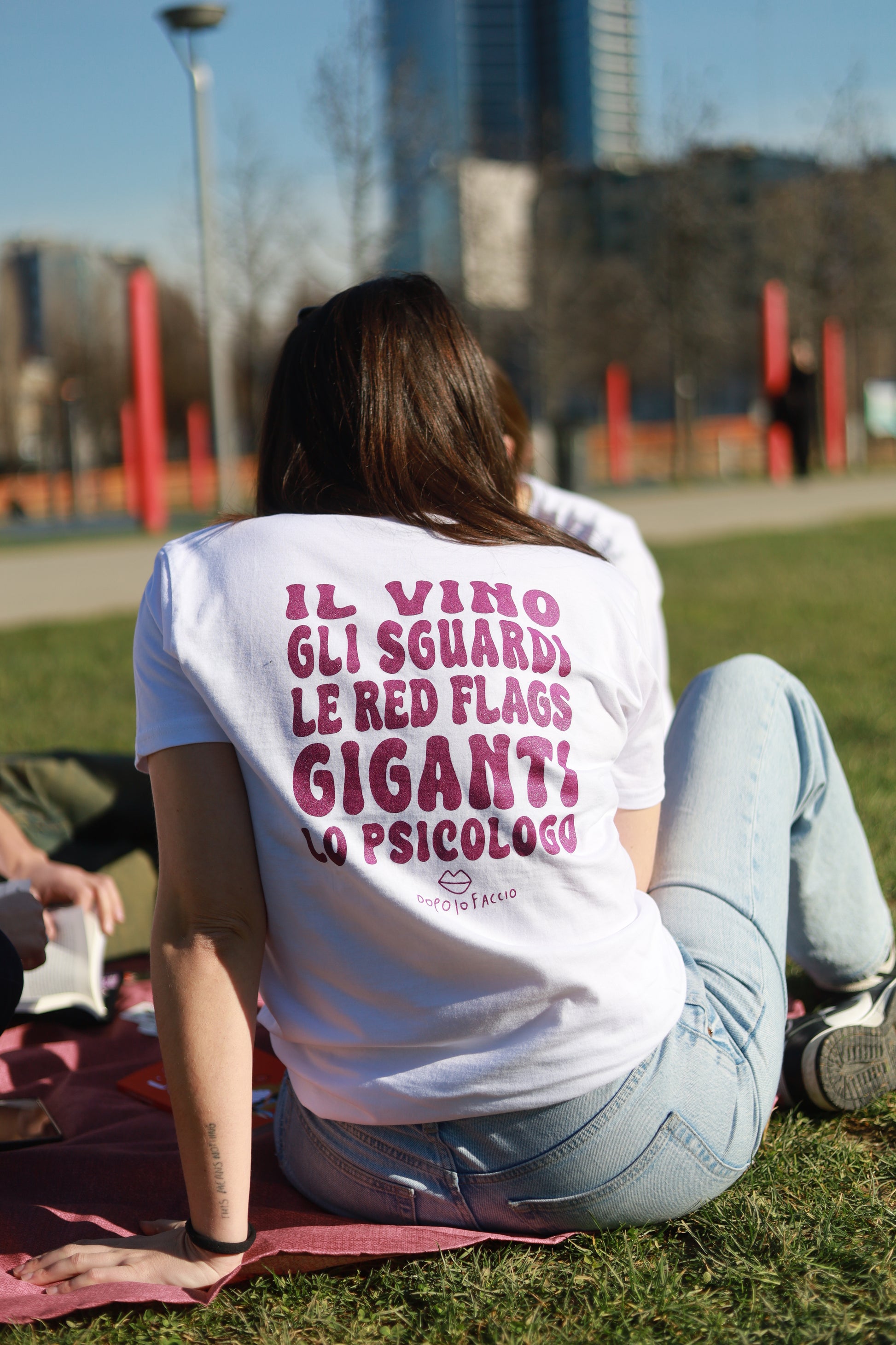 T-shirt Vino Sguardi