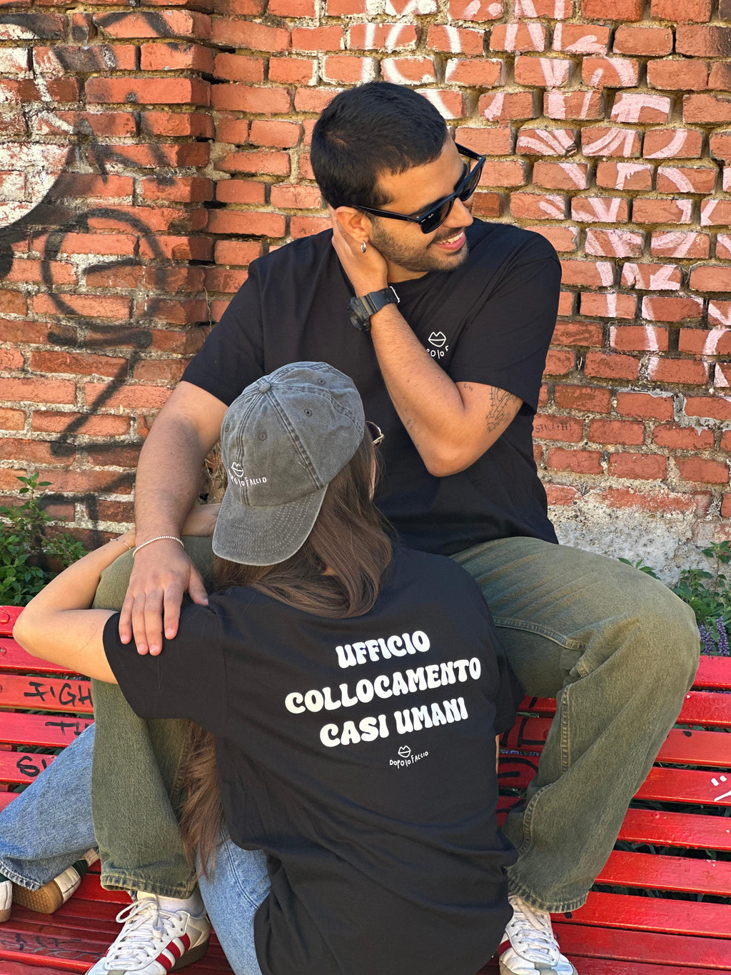 T-shirt Ufficio Casi Umani